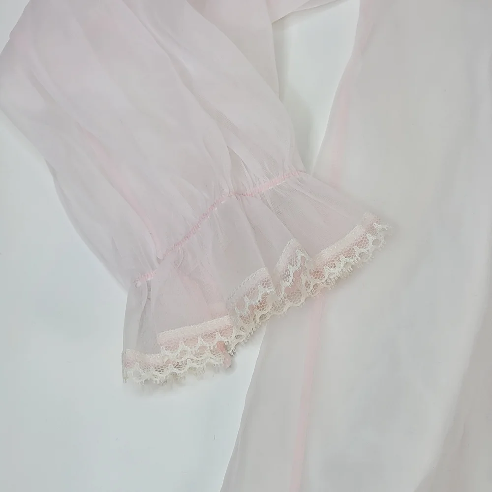 Vanity Fair Vintage Soft Pink Sheer Open Duster Rober, Floral Applique, EUC, szS - Picture 4 of 9